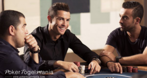 Cristiano Ronaldo Bermain Poker